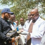 ZOEZI LA KAMPENI YA CHANJO NA UTAMBUZI WA MIFUGO LAANZA KIGOMA.NG’OMBE 800 NA KUKU 100 ZACHANJWA