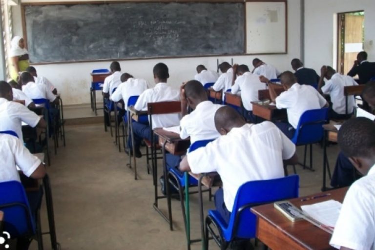 Wanafunzi kidato cha pili 898, 755 wafanya mtihani wa upimaji