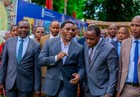 Waziri wa Habari, Utamaduni, Sanaa na Michezo Mhe. Paul Makonda ambaye ndiye mgeni rasmi katika