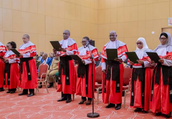 Waheshimiwa Majaji wa Mahakama ya Rufani wakiapa Kiapo cha Maadili kwenye hafla iliyofanyika Iku